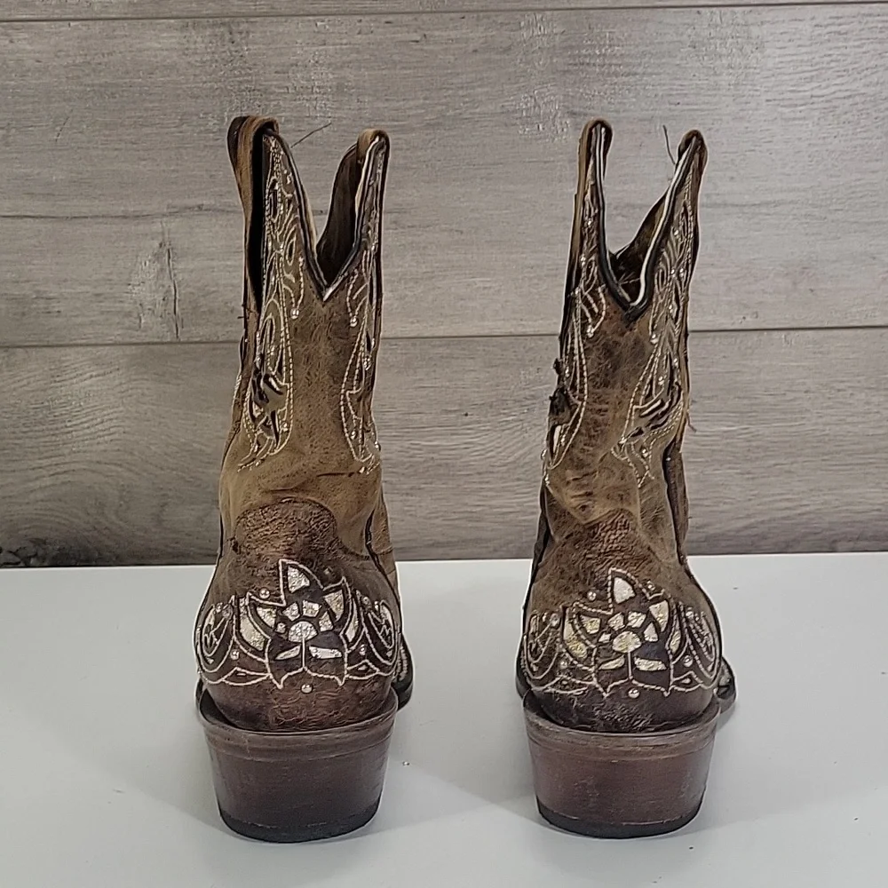 Brandon Cut-out Embellished Western Cowboy Short Boots - Brown Sz 8.5